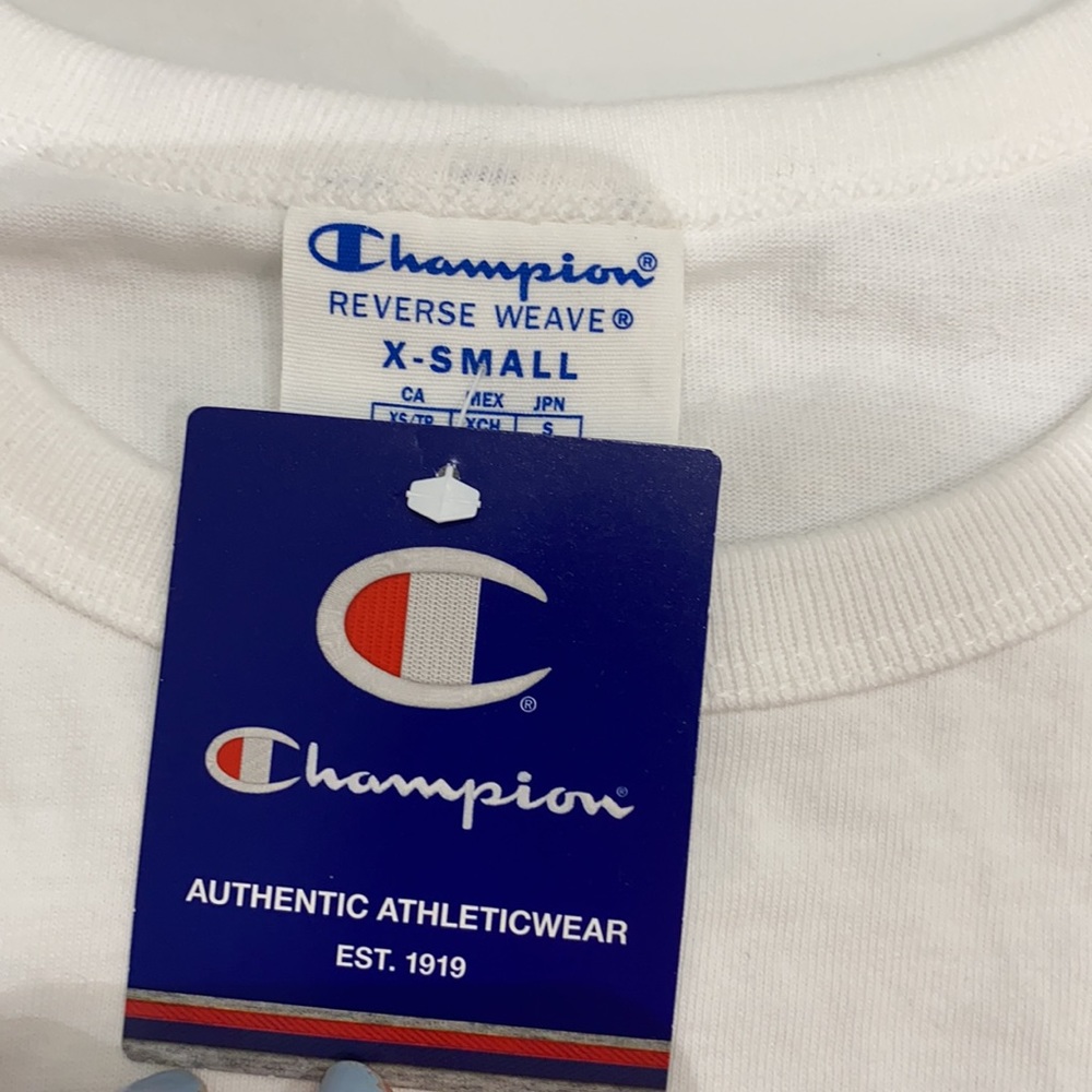 Champion t shirt - Picture 2 of 3